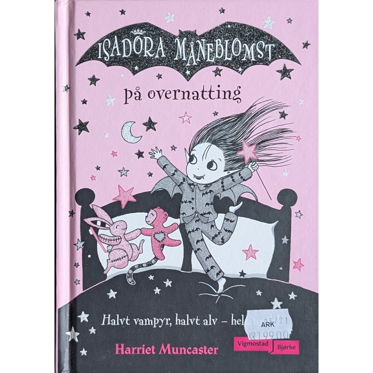 Isadora Måneblomst på overnatting, brukte bøker av Harriet Muncaster