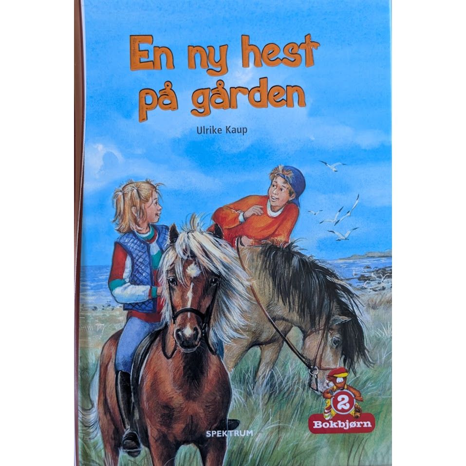 Bokbjørn 2-serien: En ny hest på gården