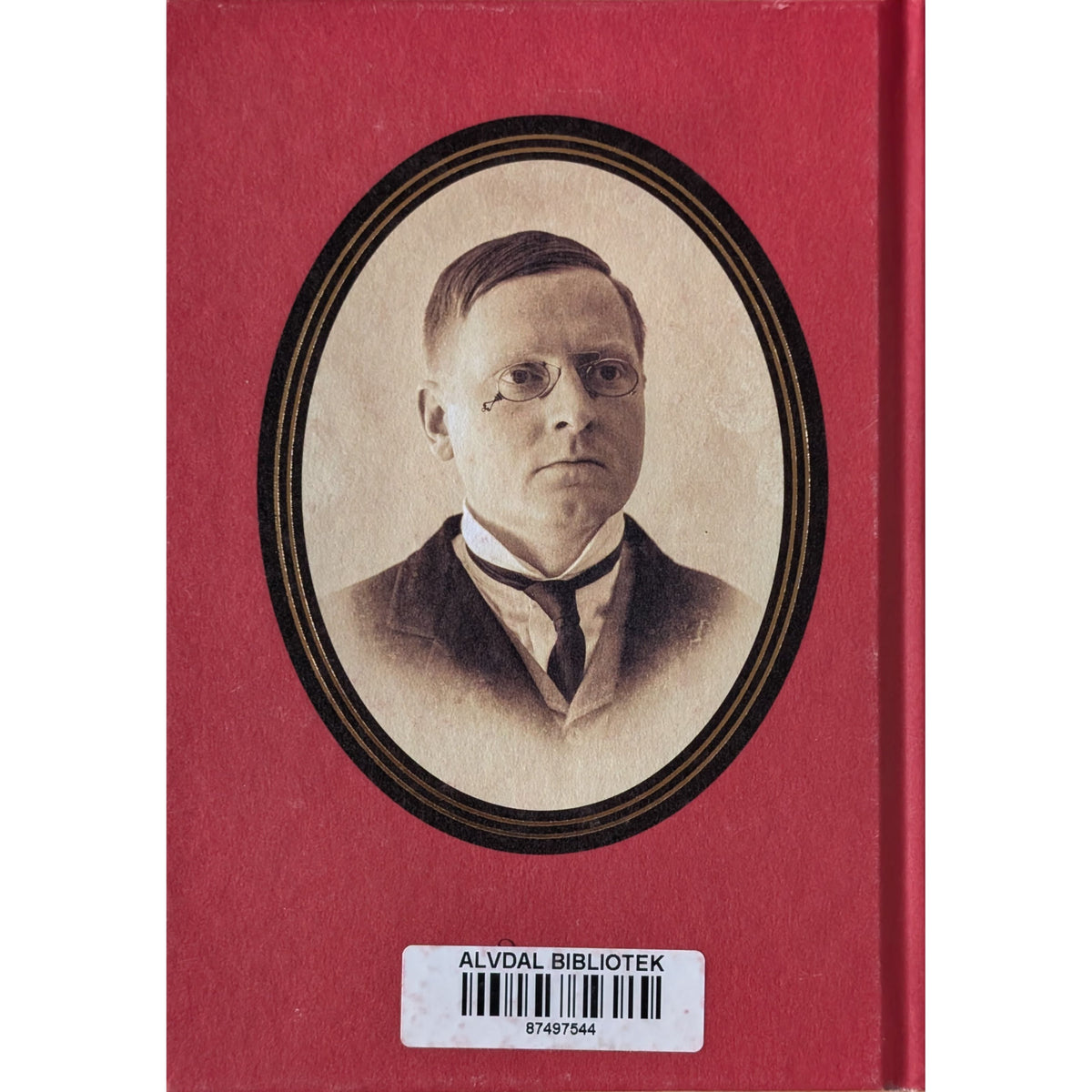 Slekter. Lyrikk/dikt av Erlend O. Nødtvedt. Brukt bok hos Inventaret