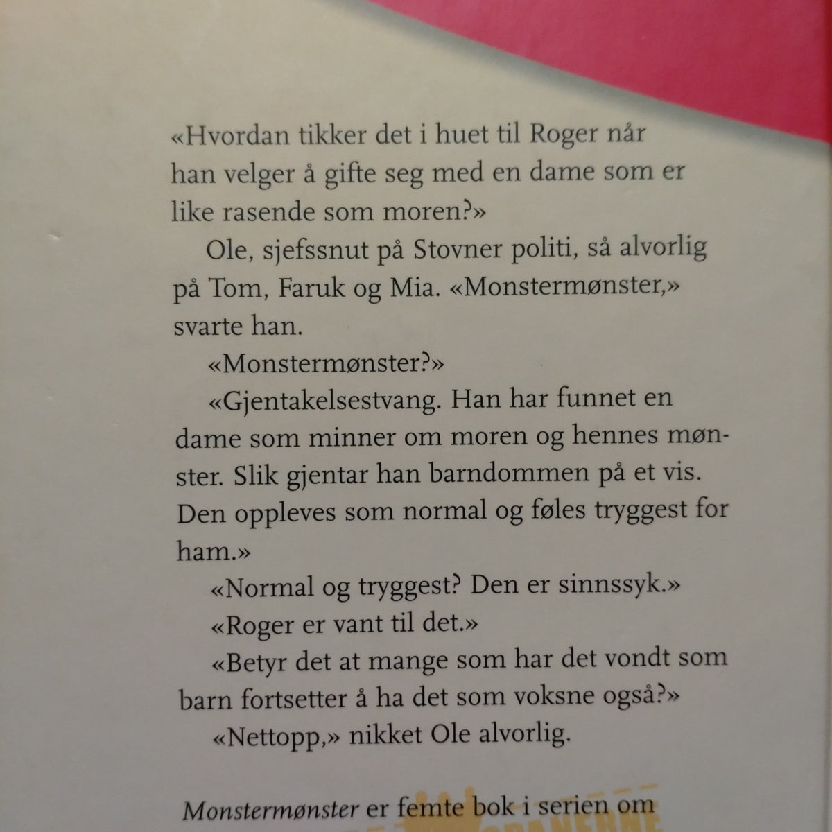 Hagen, Guri B.: Mostermønster - Veitvetspanerne 5